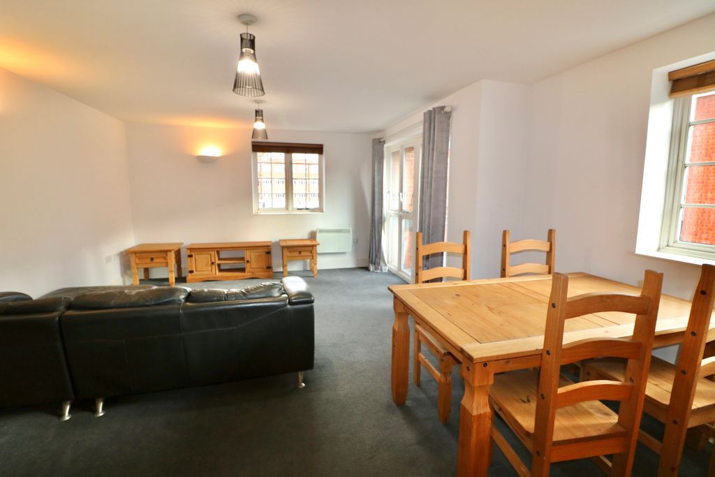 Property photo 3 of 13