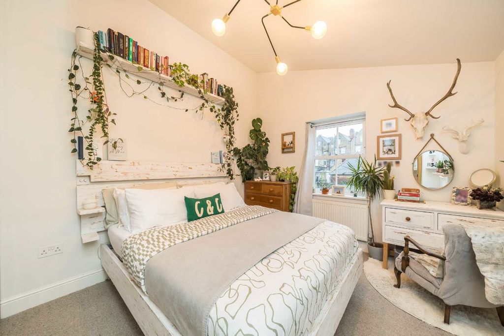 Property photo 2 of 4