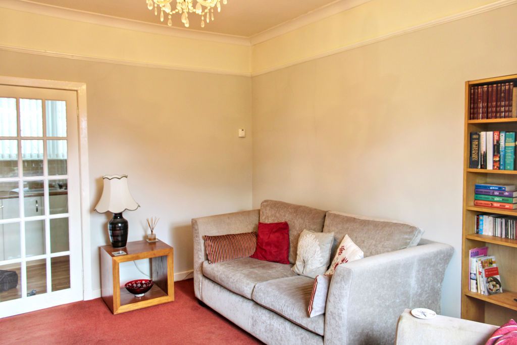 Property photo 2 of 11 Photo 6
