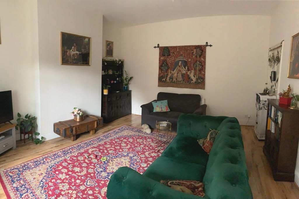 Property photo 3 of 11 Photo 2