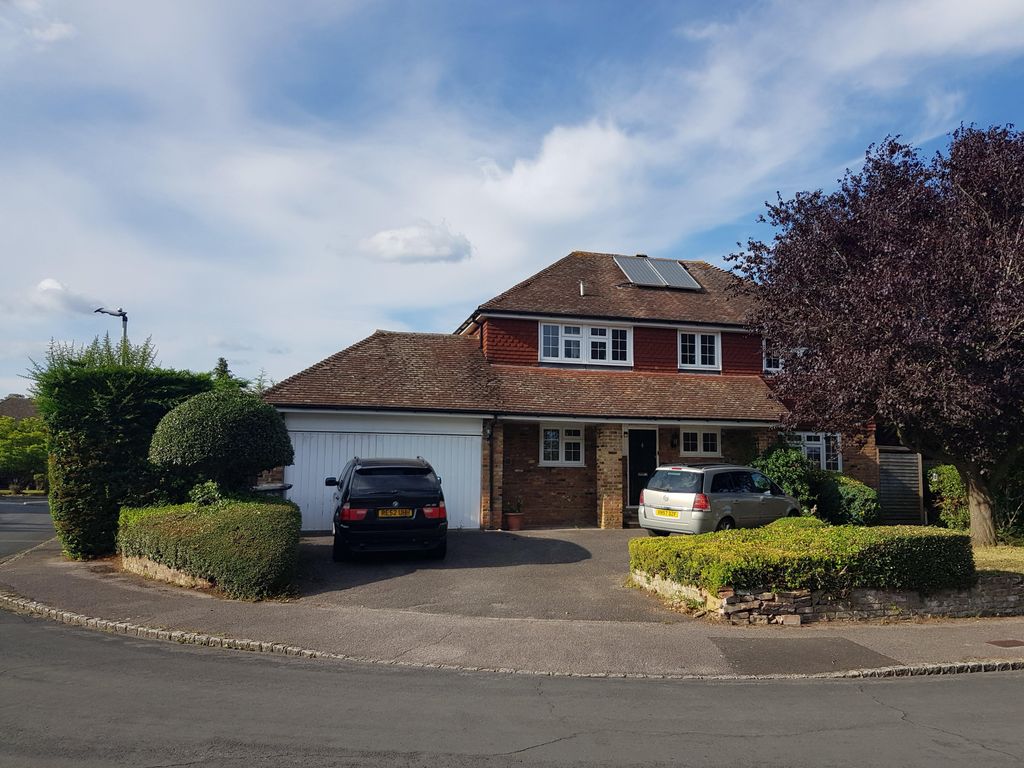Property photo 1 of 48