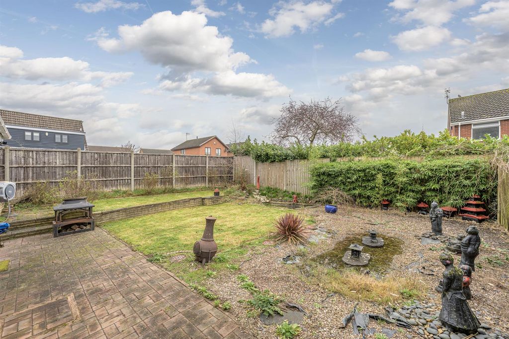 Property photo 3 of 20