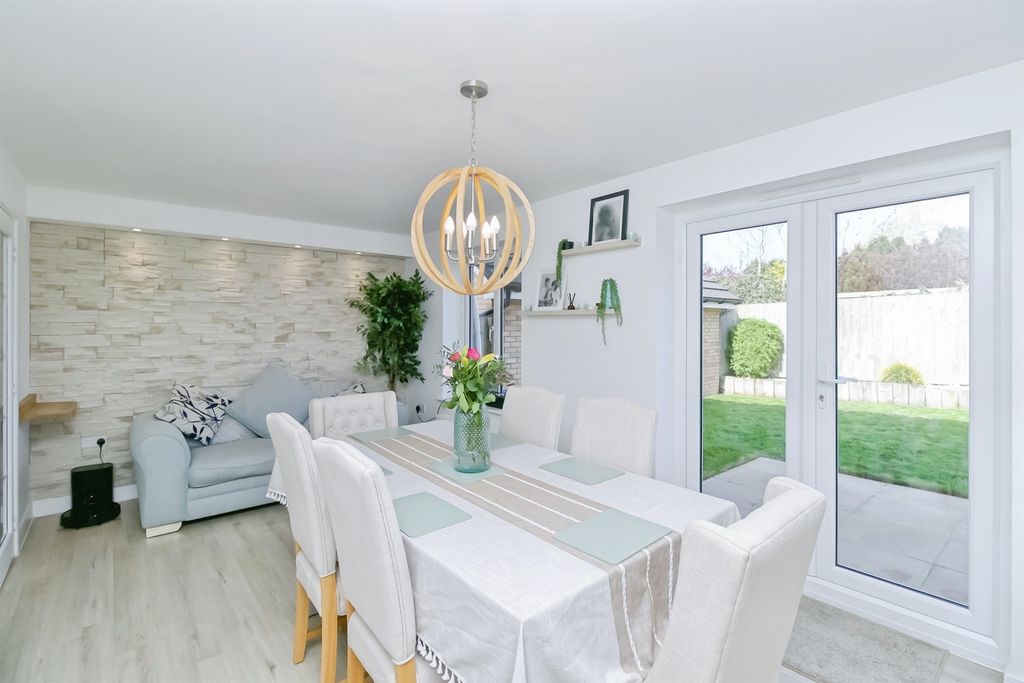 Additional image 4 of 4 bed detached house for saleRailway Road, Rhoose, Barry CF62