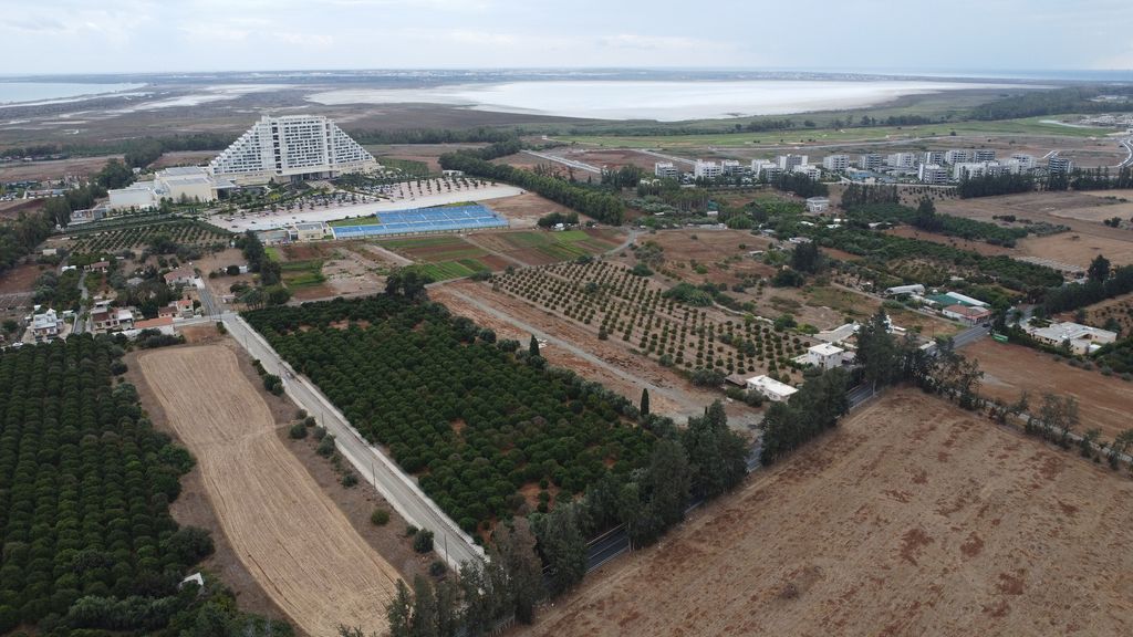 Property photo 2 of 2