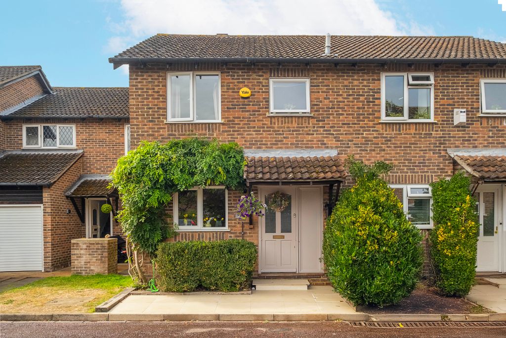 Property photo 1 of 12