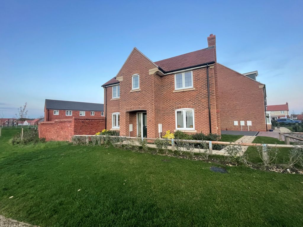 Property photo 2 of 19