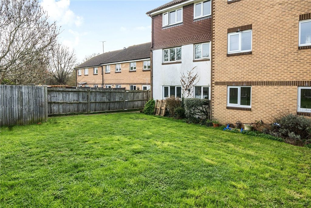 Property photo 2 of 12 Picture No. 05