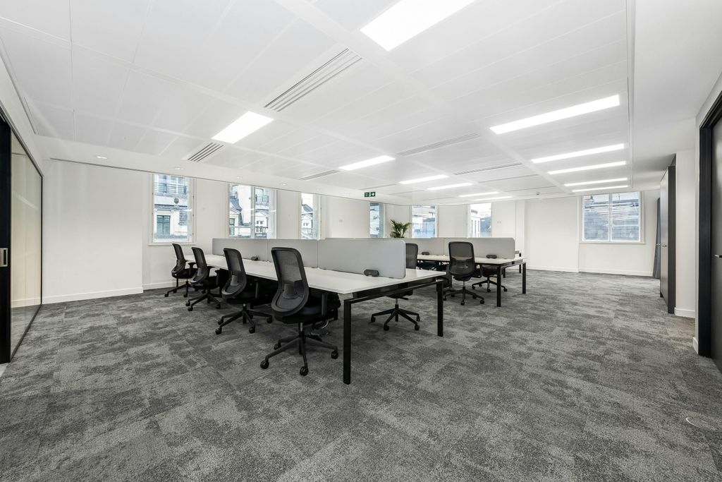 Property photo 3 of 29 Img_2567.Jpg