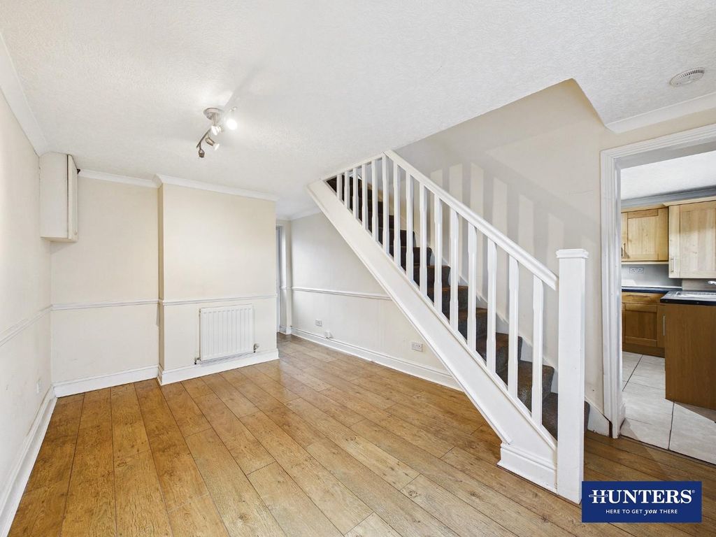 Property photo 3 of 14 Living Room