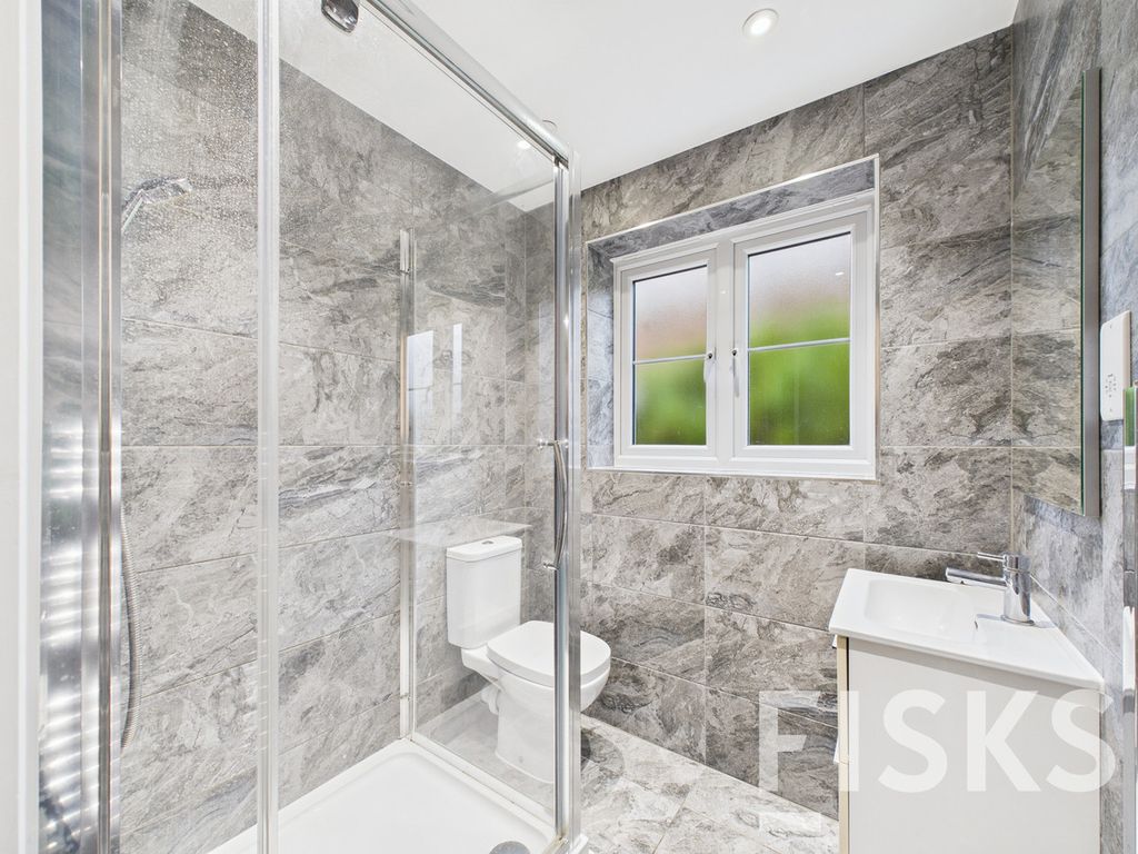 Additional image 9 of 2 bed flat for saleCatherine Road, Benfleet SS7