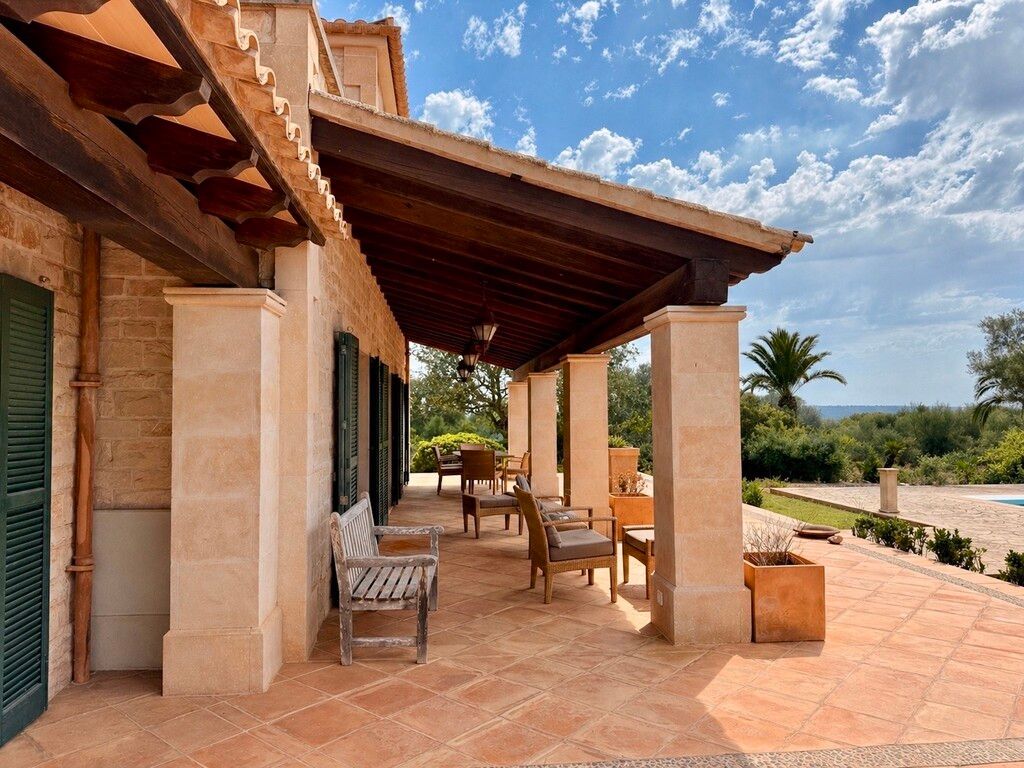 Property photo 3 of 18 Covered Terrace