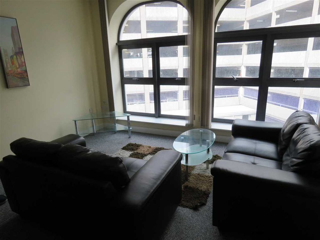 Property photo 3 of 8