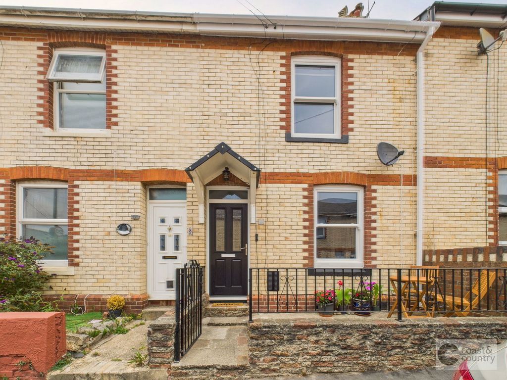 Property photo 1 of 19