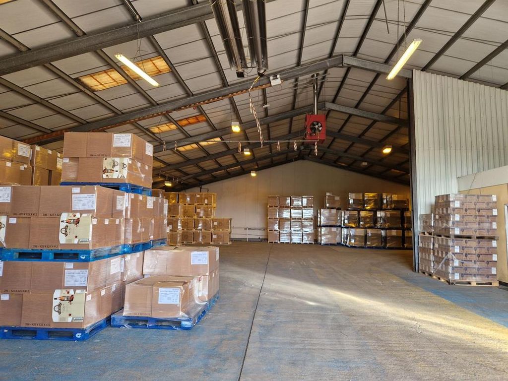 Property photo 2 of 5 Photo 1