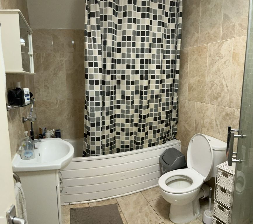 Property photo 3 of 4