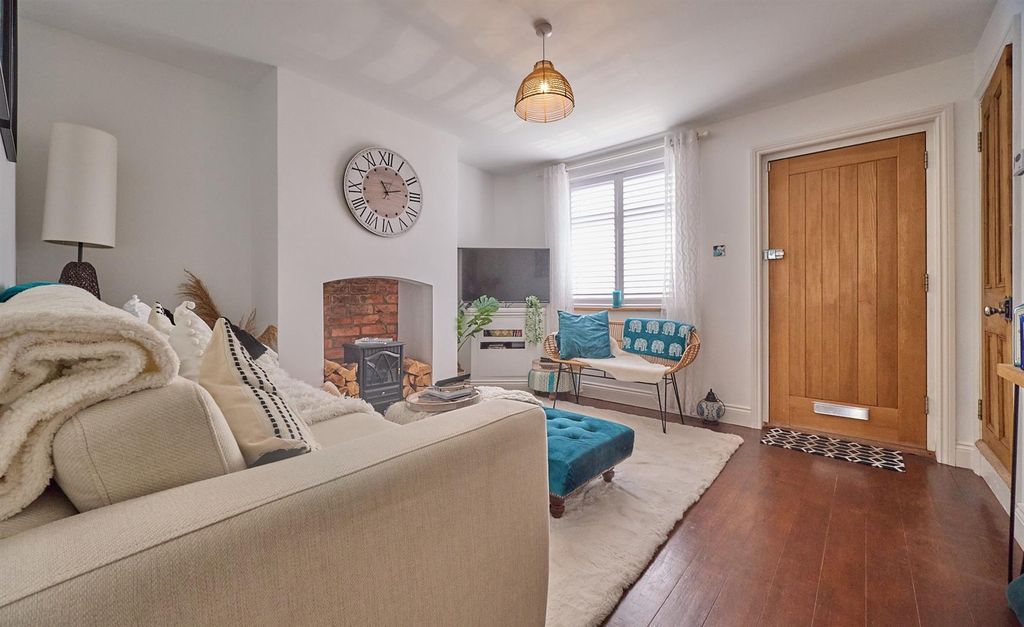 Property photo 2 of 12 Mill Street.Jpg