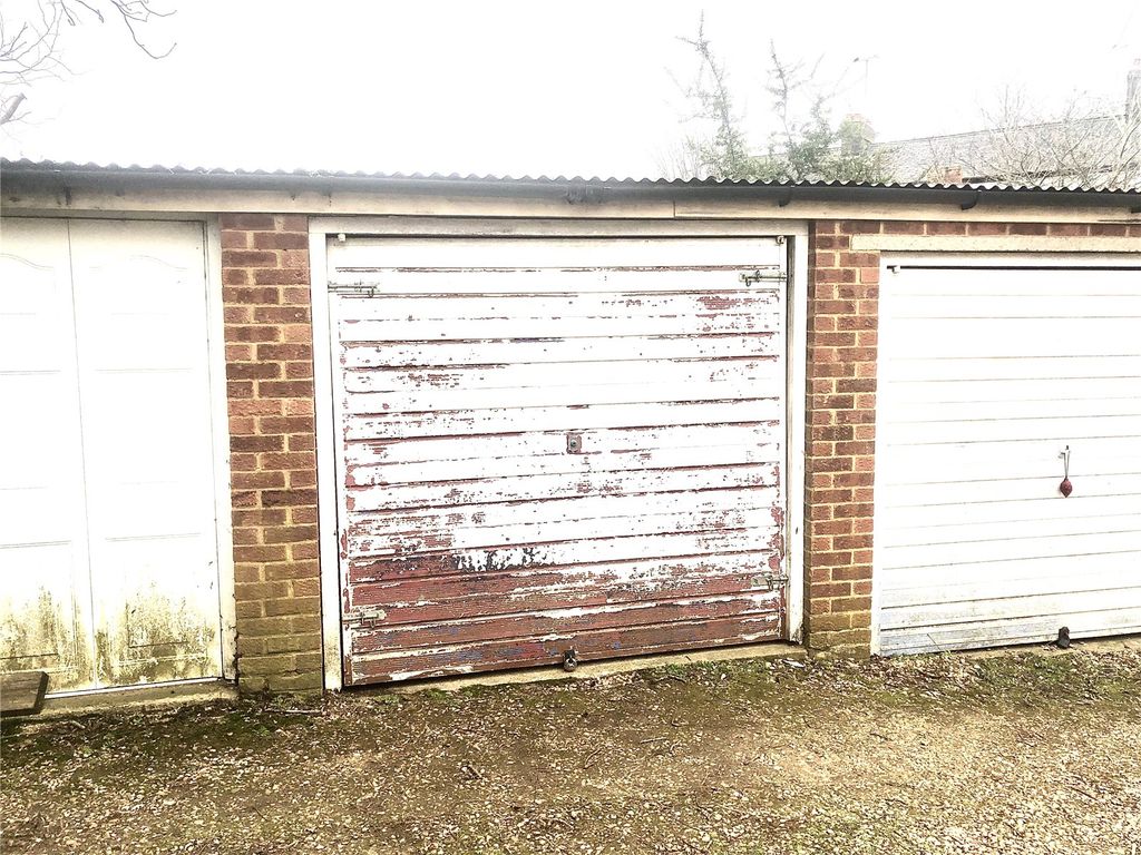Property photo 3 of 10 Picture No. 05