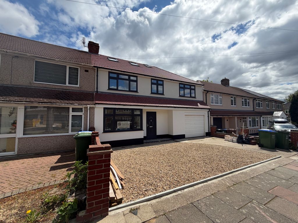 Property photo 1 of 1