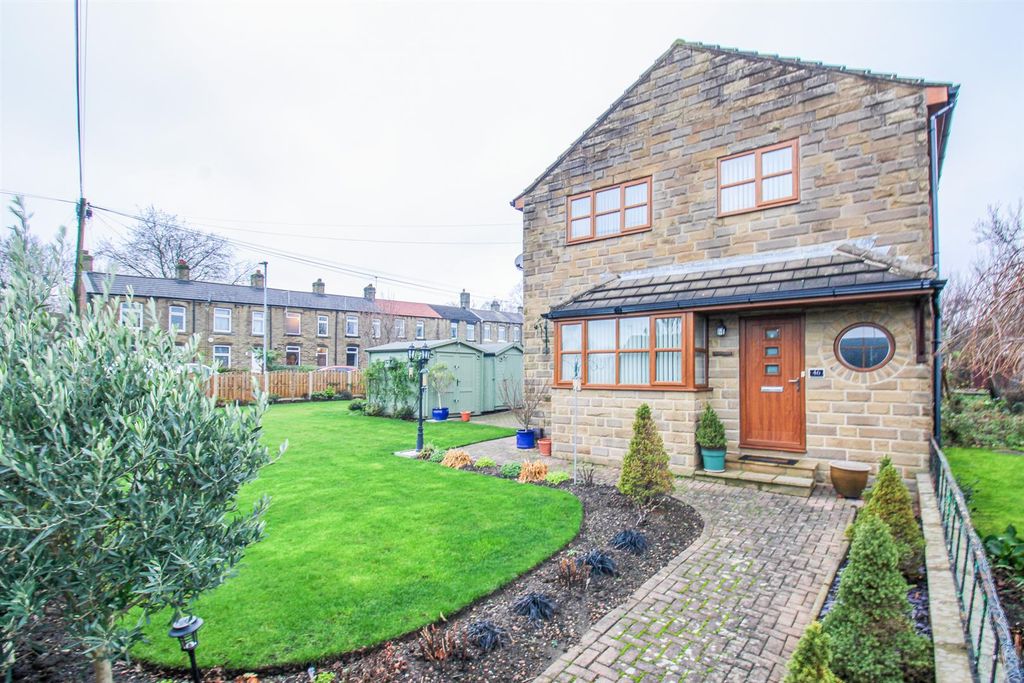 Property photo 1 of 19