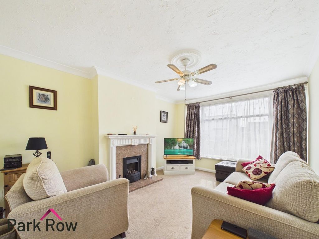 Property photo 3 of 22