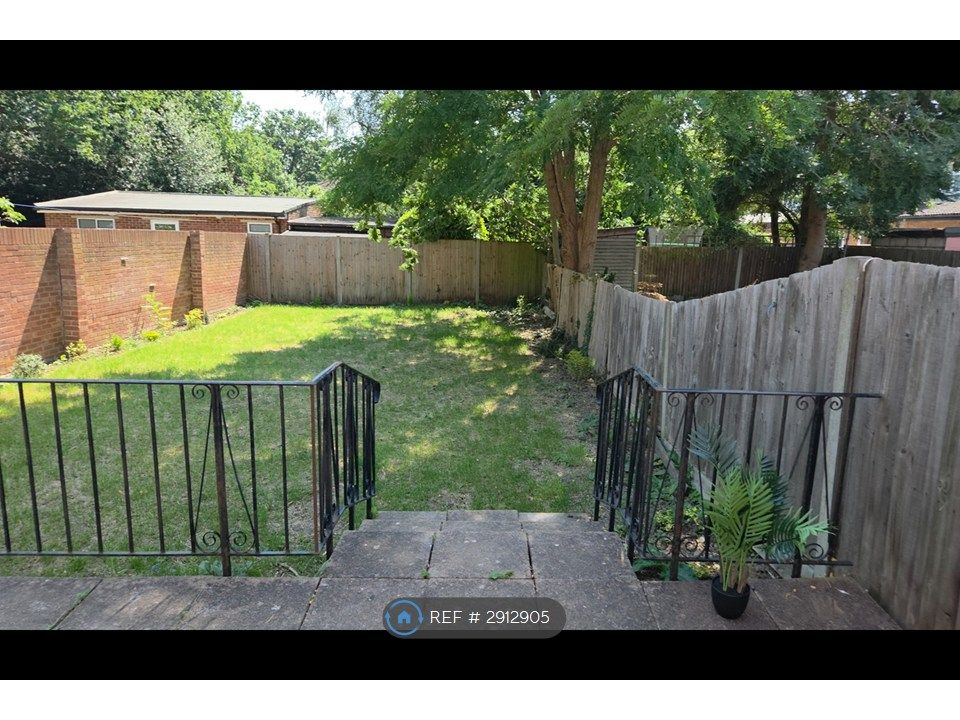 Property photo 3 of 26