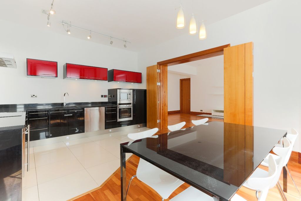 Property photo 2 of 26 3971022
