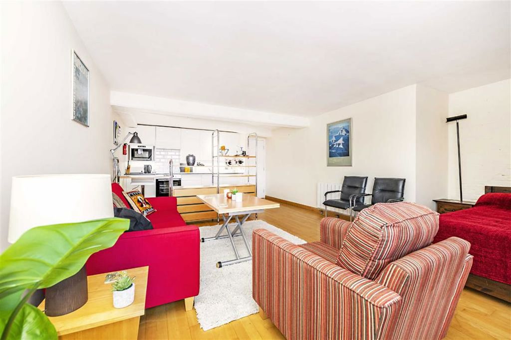 Property photo 3 of 5