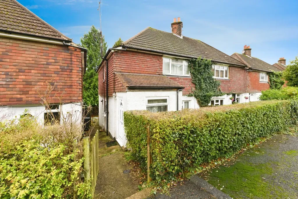 Property photo 1 of 2
