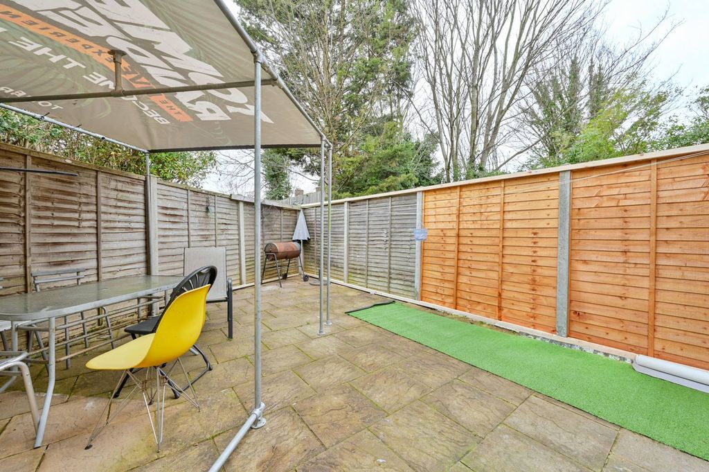 Property photo 3 of 19