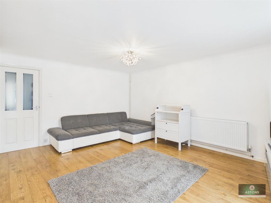 Property photo 2 of 20 Cam02067G0-Pr0429-Still014.Jpg