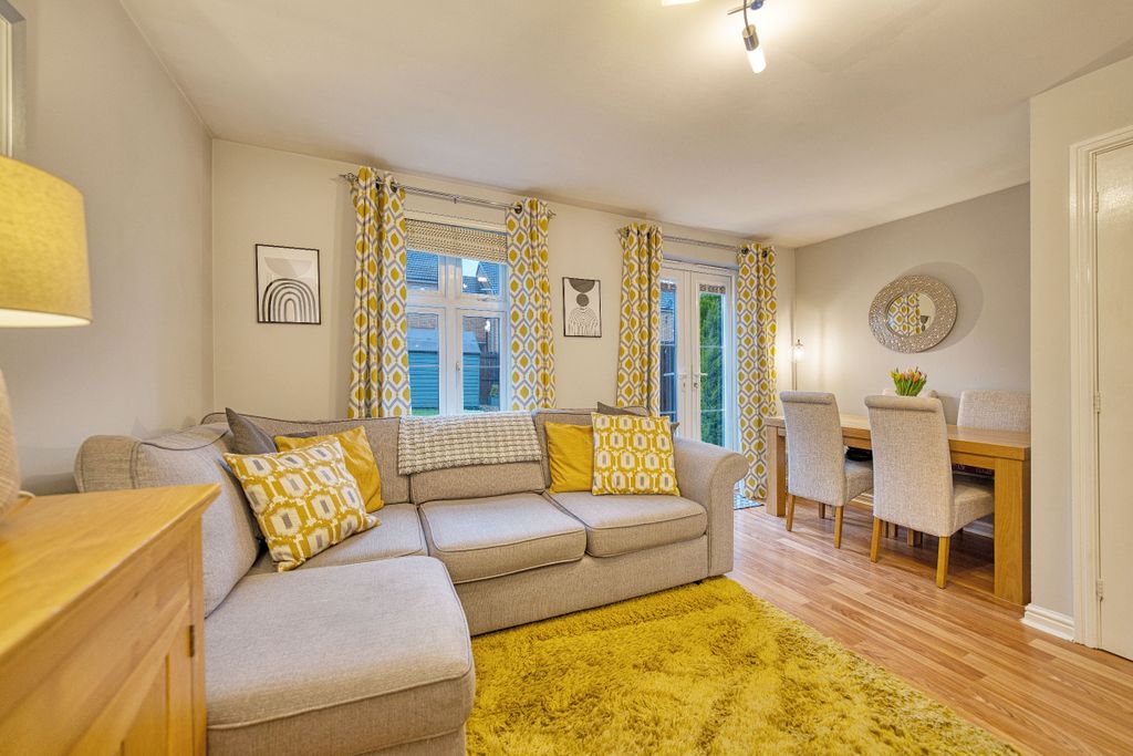 Property photo 3 of 30