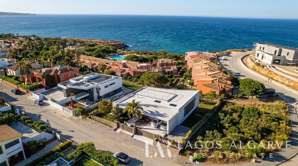 Property photo 1 of 18 Prime Coastal Plot In Lagos - Luz