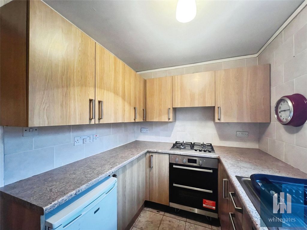 Property photo 2 of 14 Picture No. 02