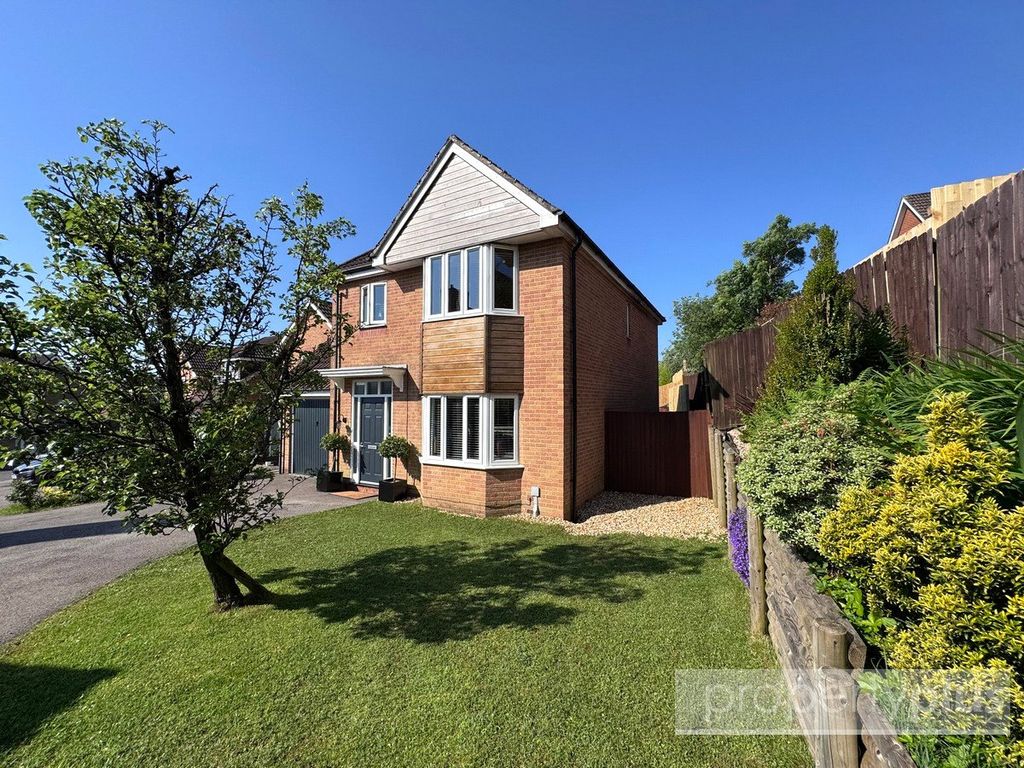 Property photo 1 of 27 Picture No. 02