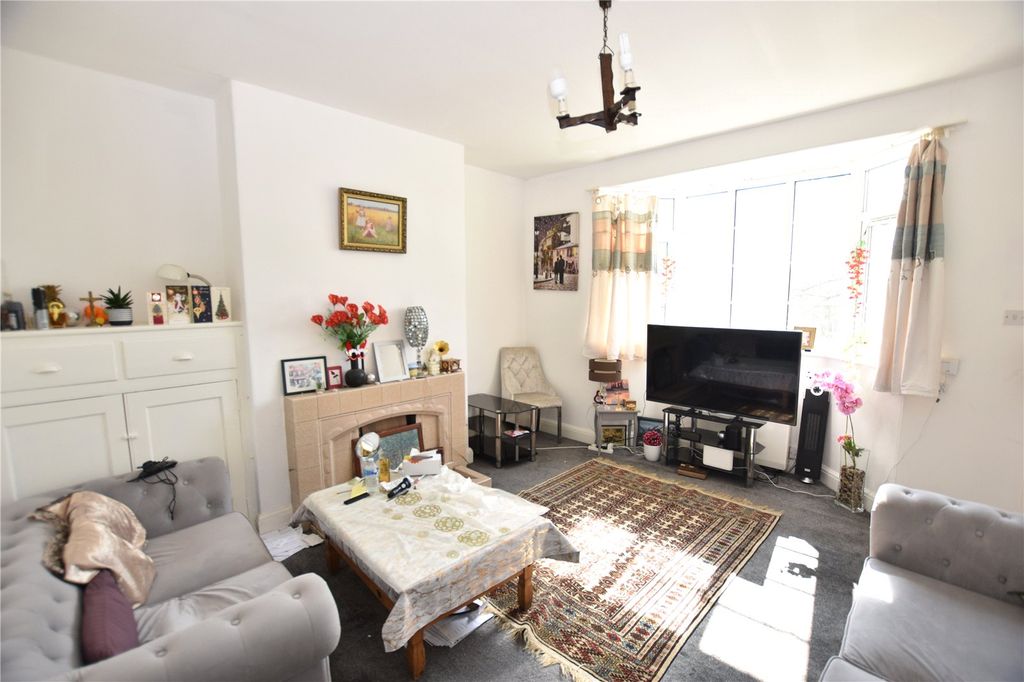 Property photo 3 of 11 Picture No. 04