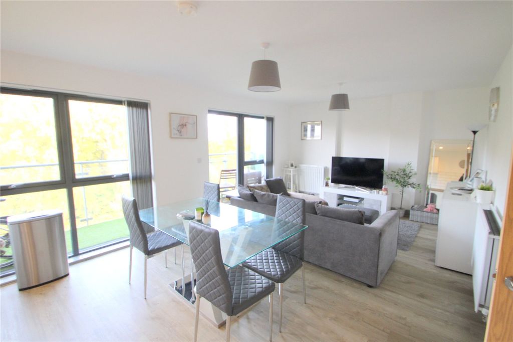 Property photo 1 of 13 Picture No. 04