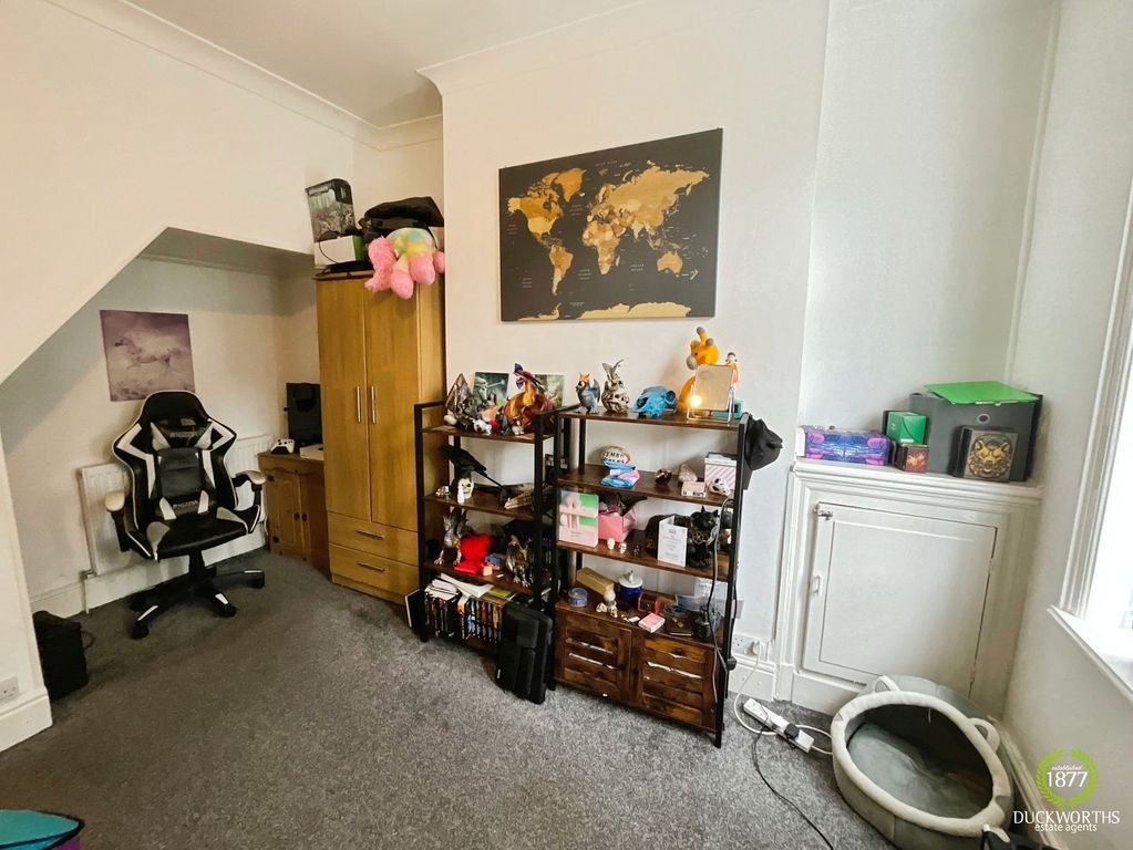 Property photo 3 of 8