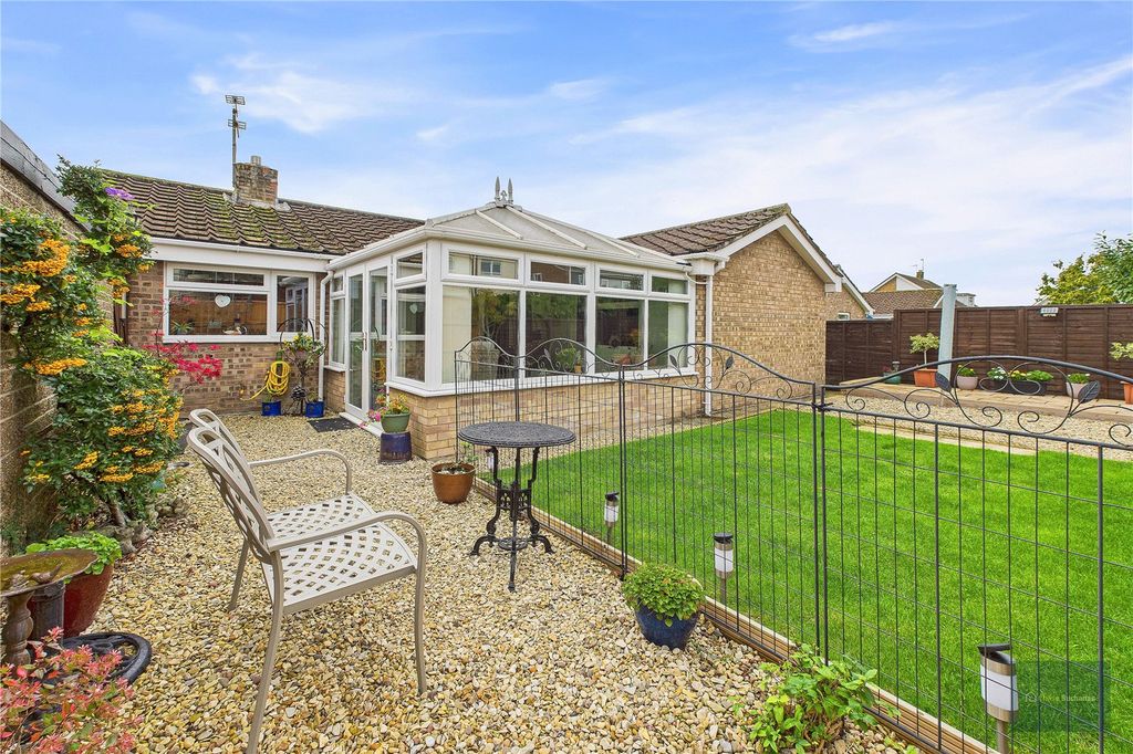 Property photo 2 of 15 Picture No. 04