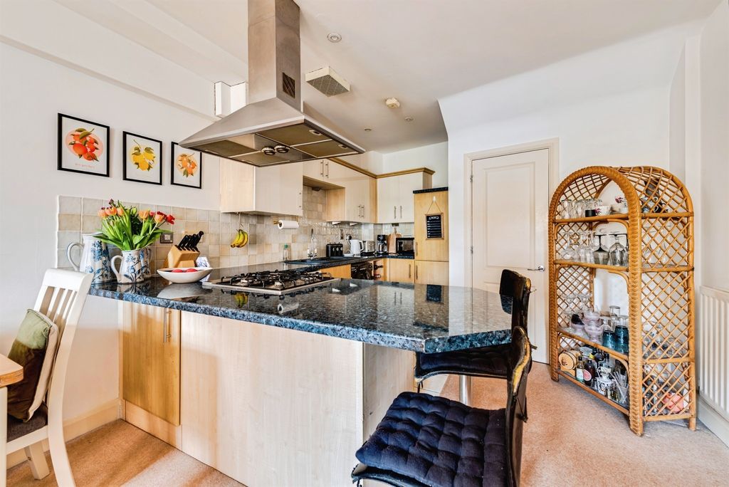 1 bed flat for saleCoopers Lane, Abingdon OX14 photo 5
