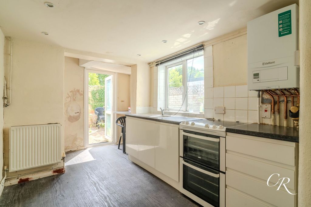 Property photo 2 of 13 Kitchen