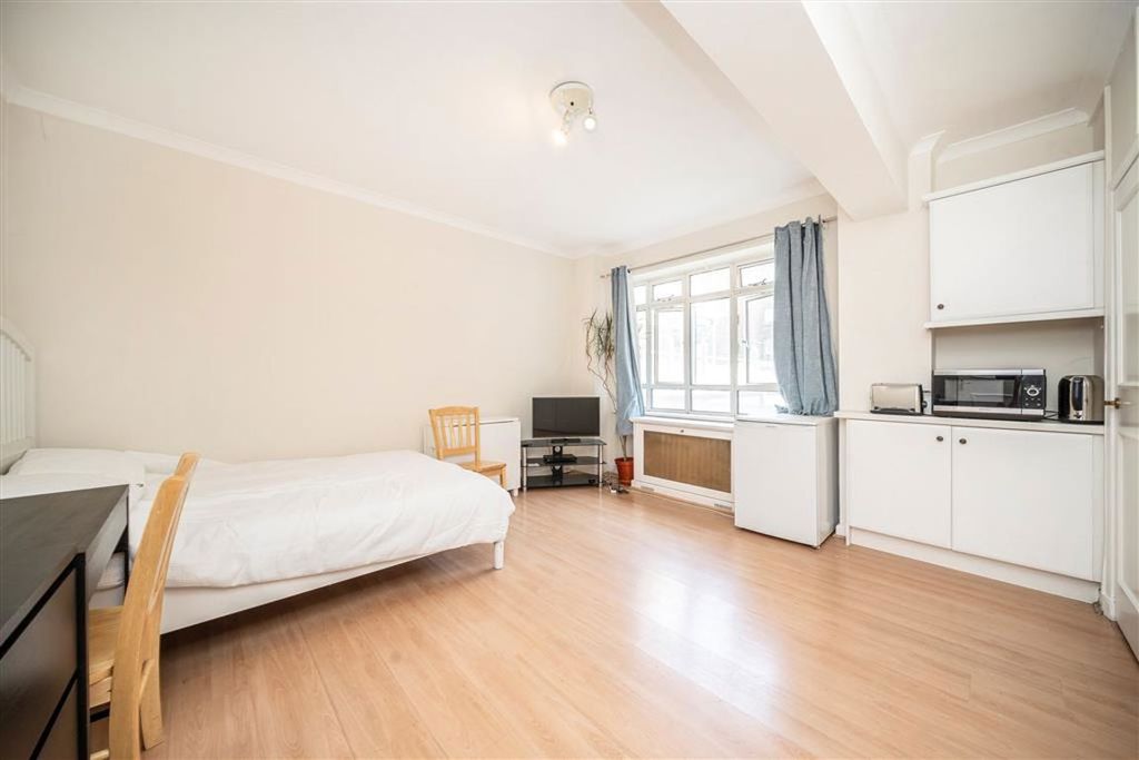 Property photo 2 of 4