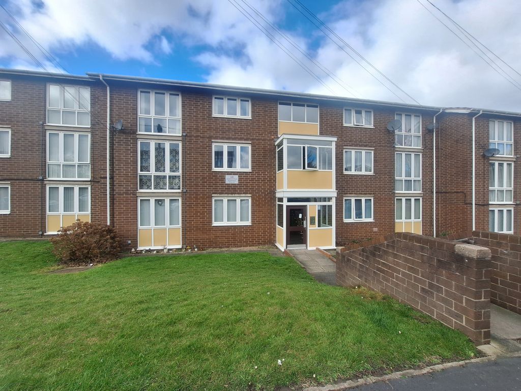 Property photo 1 of 6 Two Bedroom First Floor Apartment-Greenhill Road, Wakefield