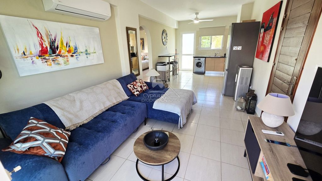 Property photo 3 of 32