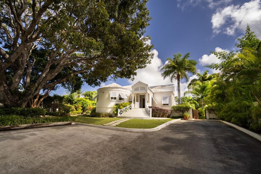 Property photo 3 of 25