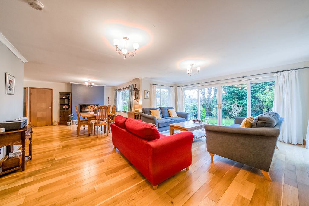 Property photo 3 of 30