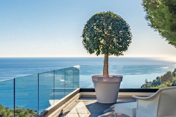 Property photo 2 of 3