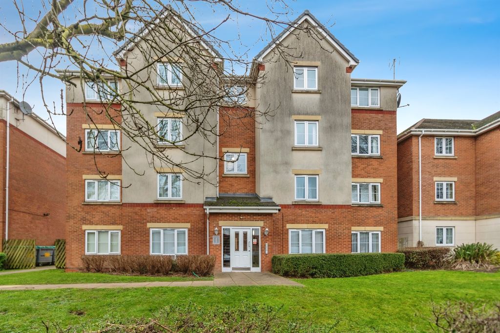 Property photo 1 of 11