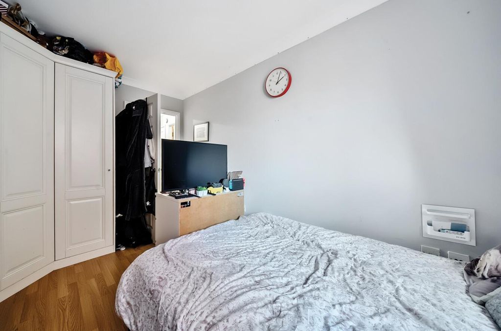 Property photo 3 of 9