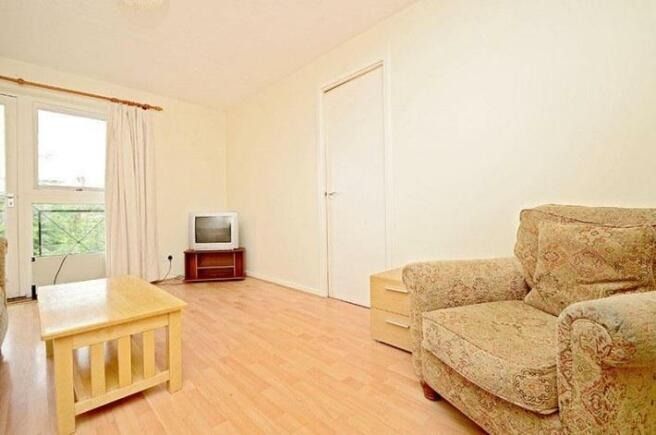 Property photo 3 of 8 4297122