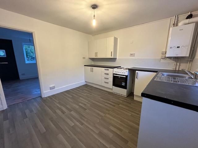 Property photo 3 of 16 Thumbnail_Img_9894.Jpg